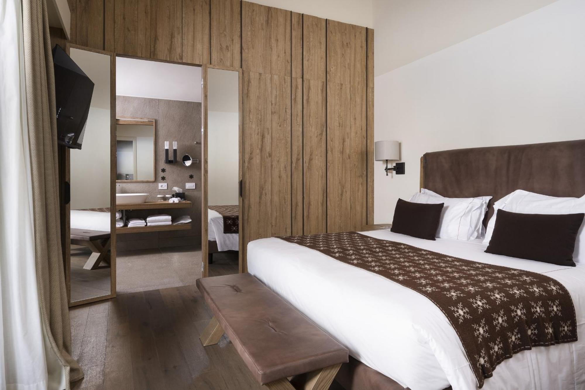 Grand Hotel Courmayeur Mont Blanc, By R Collection Hotels Exterior foto
